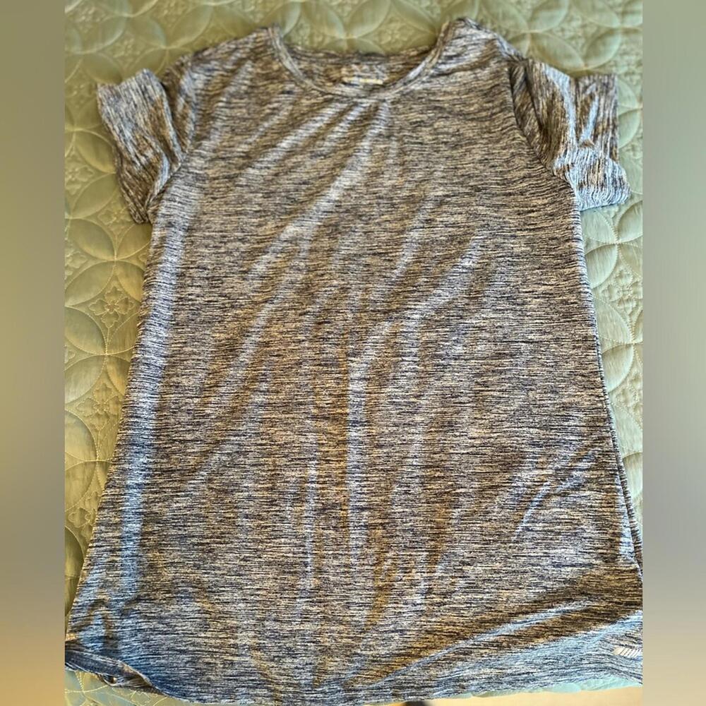 Amazon Essentials Gray and Navy Short Sleeve Tee
